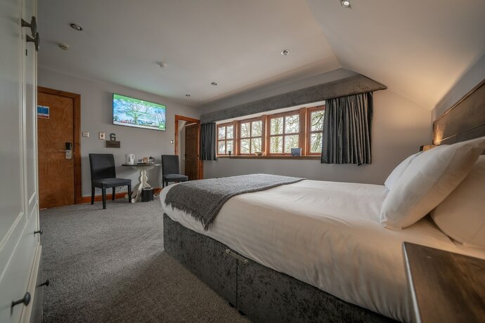 Imagen general del Hotel The Oak Tree Inn. Foto 2