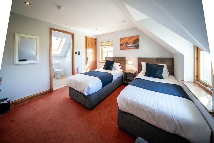 Imagen general del Hotel The Oak Tree Inn. Foto 6