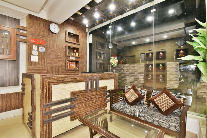 Imagen de los interiores del Hotel The Oak Valley. Foto 18