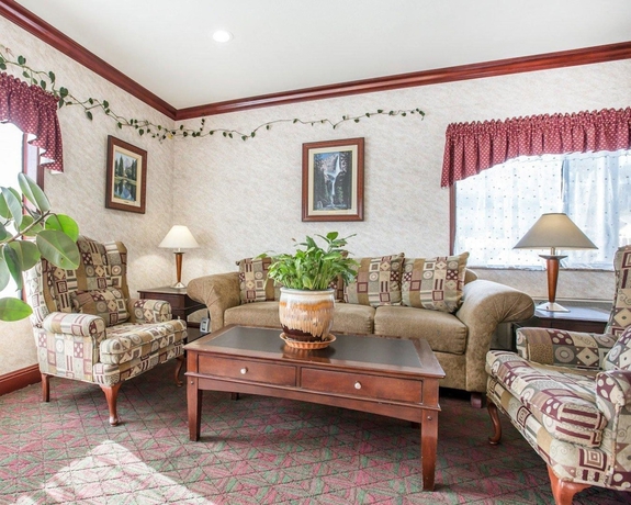 Imagen de los interiores del Hotel The Oakhurst Inn. Foto 15