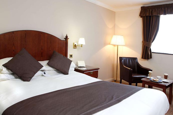 Imagen de la habitación del Hotel The Oaks Hotel. Foto 9