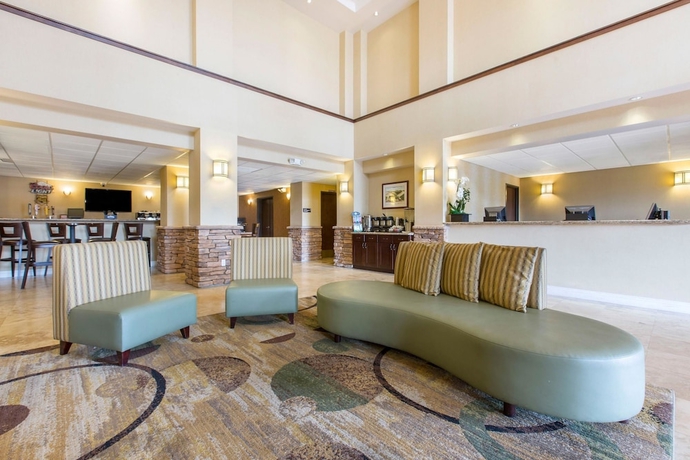 Imagen de los interiores del Hotel The Oaks Paso Robles. Foto 18
