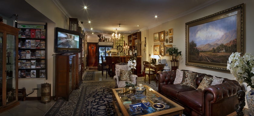 Imagen de los interiores del Hotel The Oasis Boutique. Foto 10