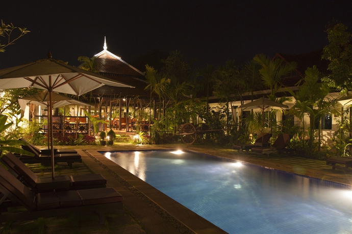 Imagen de la piscina del Hotel The Oasis Harbor. Foto 4