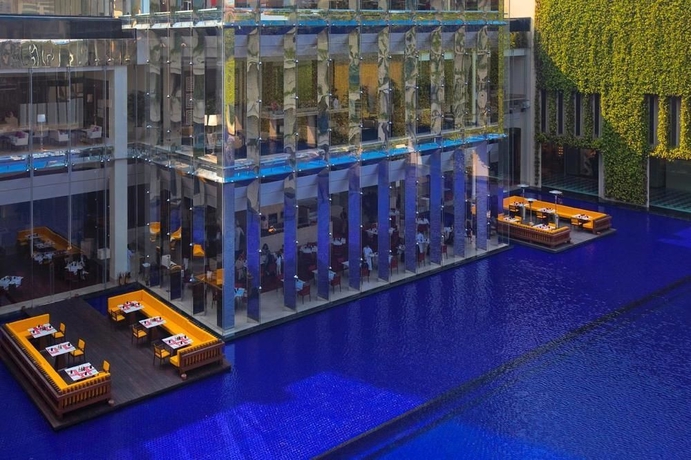 Imagen de los exteriores del Hotel The Oberoi Gurgaon. Foto 7