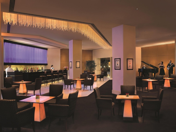 Imagen de los interiores del Hotel The Oberoi Mumbai. Foto 15