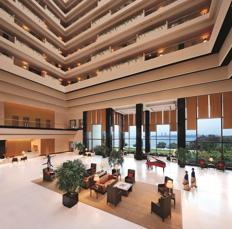 Imagen de los interiores del Hotel The Oberoi Mumbai. Foto 16