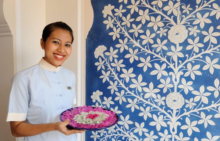 Imagen de la piscina del Hotel The Oberoi Rajvilas. Foto 20