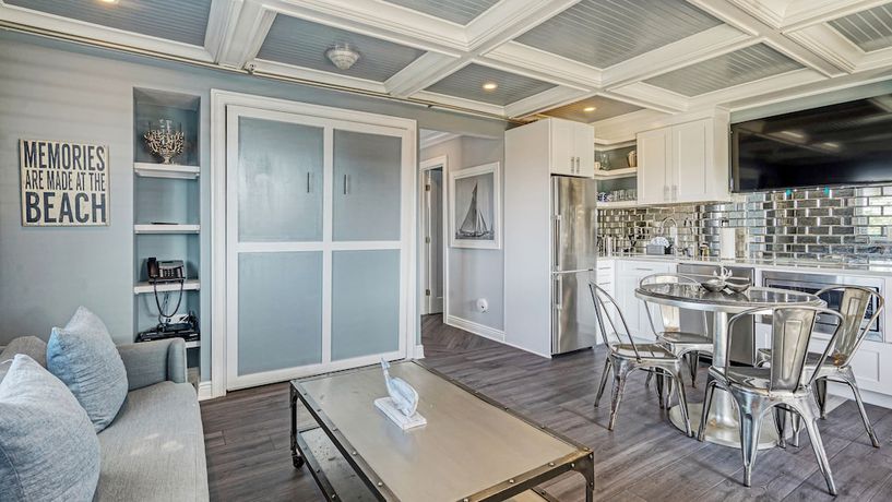 Imagen de la habitación del Hotel The Ocean Colony Beach And Tennis Club. Foto 15