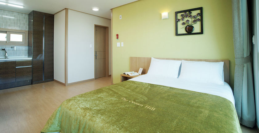 Imagen de la habitación del Hotel The Ocean Hill. Foto 8