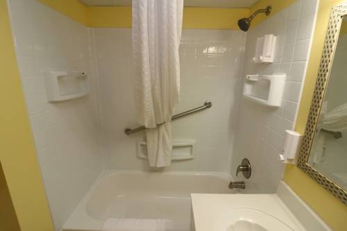 Imagen de la habitación del Hotel The Ocean Key Resort By Vsa Resorts. Foto 8