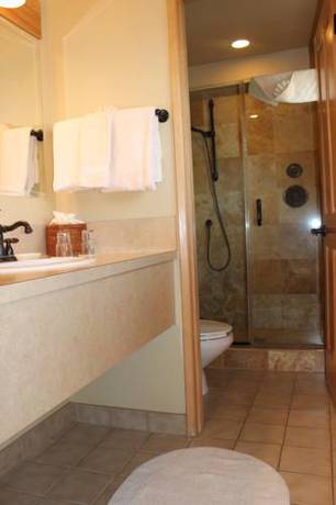 Imagen de la habitación del Hotel The Ocean Lodge. Foto 6