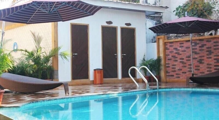 Imagen de la piscina del Hotel The Ocean Park Resort. Foto 19