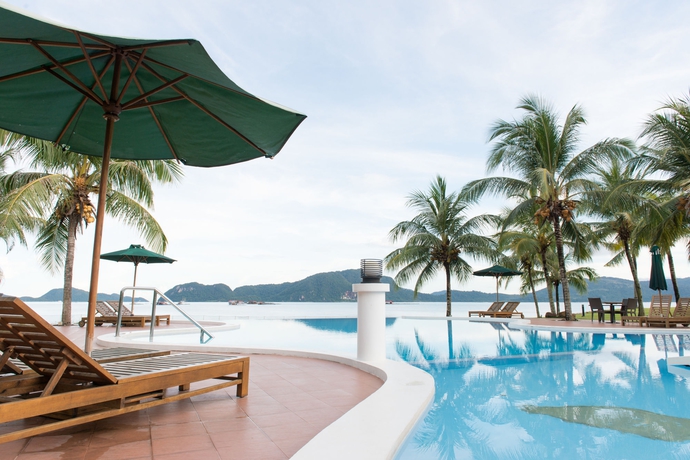 Imagen de la piscina del Hotel The Ocean Residence Langkawi. Foto 1