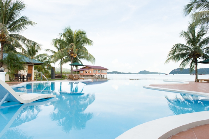 Imagen de la piscina del Hotel The Ocean Residence Langkawi. Foto 4