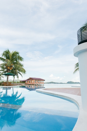Imagen de la piscina del Hotel The Ocean Residence Langkawi. Foto 5