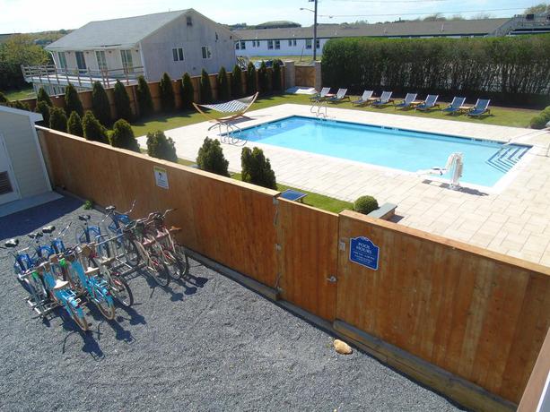 Imagen de la piscina del Hotel The Ocean Resort Inn. Foto 9