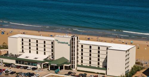 Imagen general del Hotel The Oceanfront Inn - Virginia Beach. Foto 2
