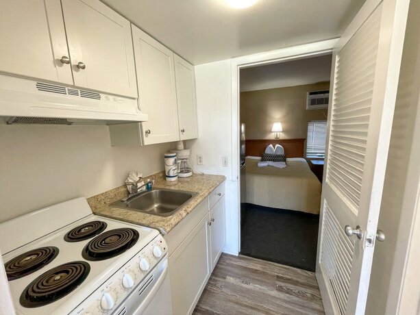 Imagen general del Hotel The Oceanfront Viking Motel. Foto 6