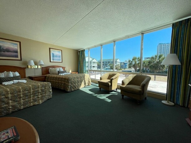 Imagen de la habitación del Hotel The Oceanfront Viking Motel. Foto 10