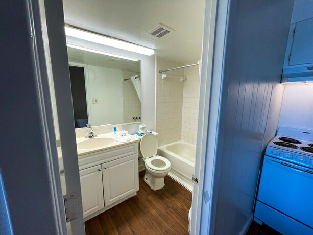 Imagen de la habitación del Hotel The Oceanfront Viking Motel. Foto 15