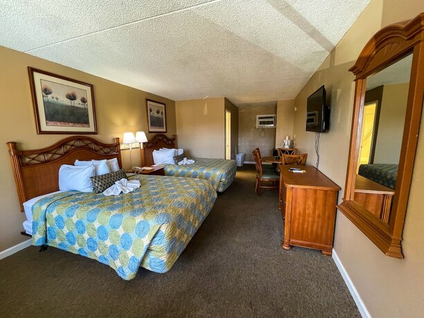 Imagen de la habitación del Hotel The Oceanfront Viking Motel. Foto 17