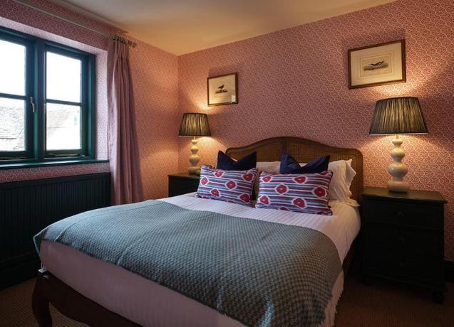 Imagen de la habitación del Hotel The Old Bell. Foto 10