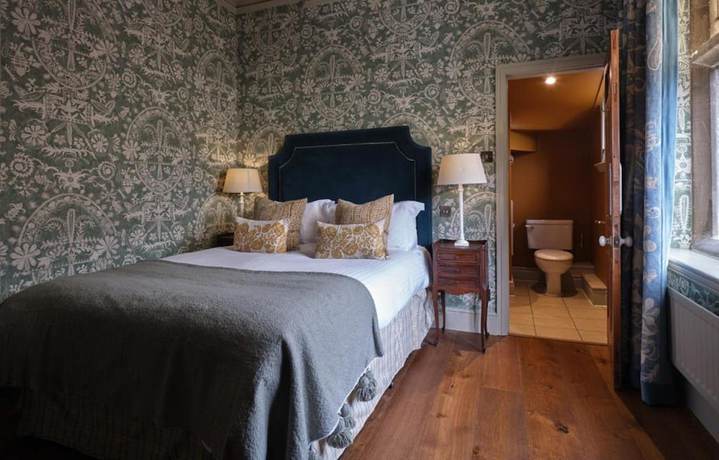 Imagen de la habitación del Hotel The Old Bell. Foto 17