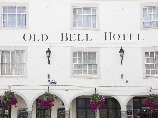Imagen de los interiores del Hotel The Old Bell Inn. Foto 14