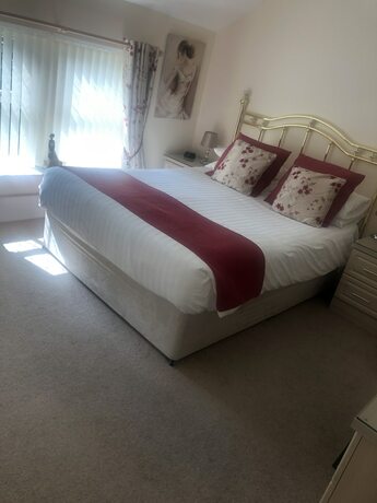 Imagen general del Hotel The Old Bell Inn, Oldham. Foto 9