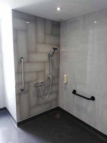 Imagen de la habitación del Hotel The Old Borough by Wetherspoon. Foto 17