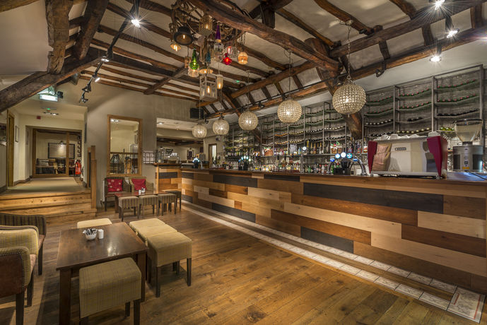 Imagen del bar/restaurante del Hotel The Old Bridge Inn. Foto 3