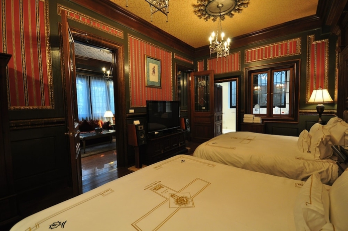 Imagen de la habitación del Hotel The Old England Manor. Foto 13
