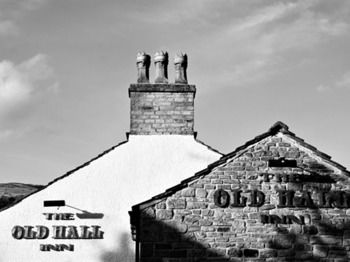 Imagen de los exteriores del Hotel The Old Hall Inn. Foto 13