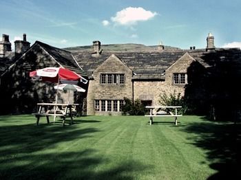 Imagen de los exteriores del Hotel The Old Hall Inn. Foto 16