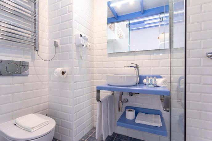 Imagen de la habitación del Hotel The Old House Marbella. Foto 5