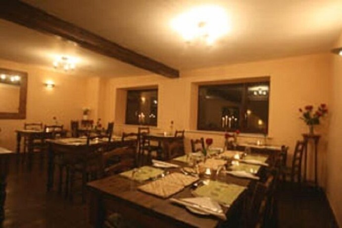 Imagen del bar/restaurante del Hotel The Old Malt House, Bath. Foto 5