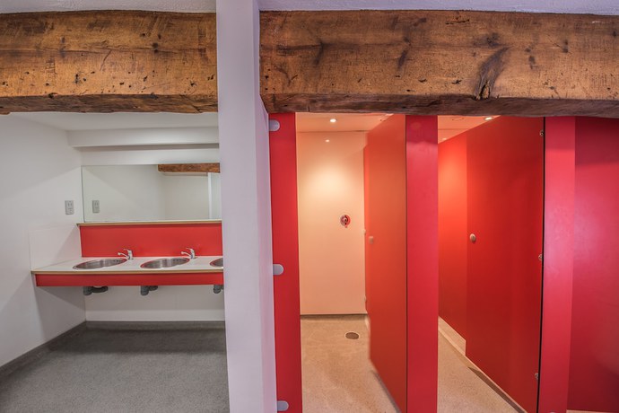 Imagen de los interiores del Hotel The Old Mill Holiday Hostel. Foto 20