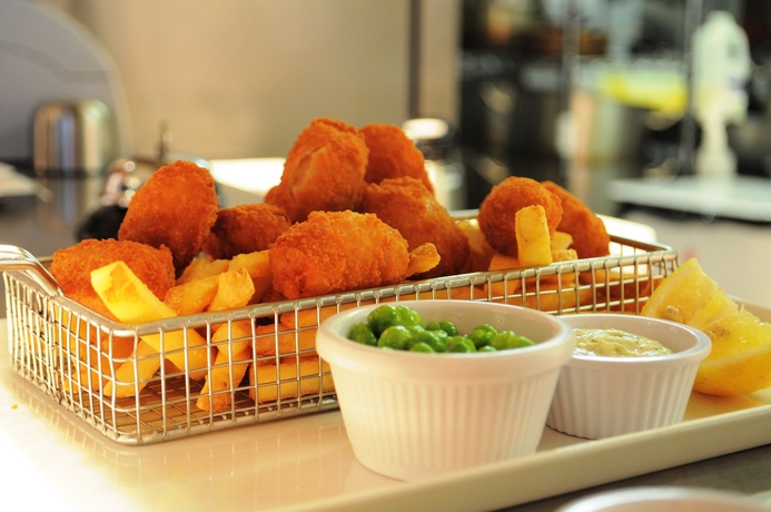 Imagen del bar/restaurante del Hotel The Old Mill Inn. Foto 2