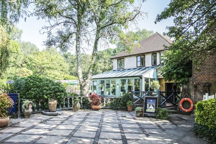 Imagen general del Hotel The Old Mill, New Forest. Foto 6