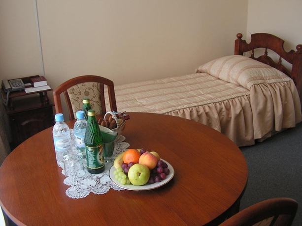 Imagen de la habitación del Hotel The Old Monastery. Foto 5