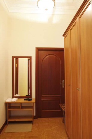 Imagen de la habitación del Hotel The Old Monastery. Foto 9