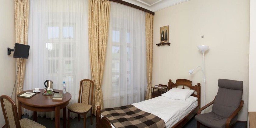 Imagen de la habitación del Hotel The Old Monastery. Foto 11