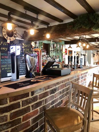 Imagen del bar/restaurante del Hotel The Old Pheasant. Foto 9
