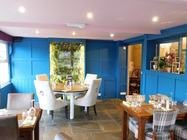 Imagen del bar/restaurante del Hotel The Old Red Lion Inn. Foto 6