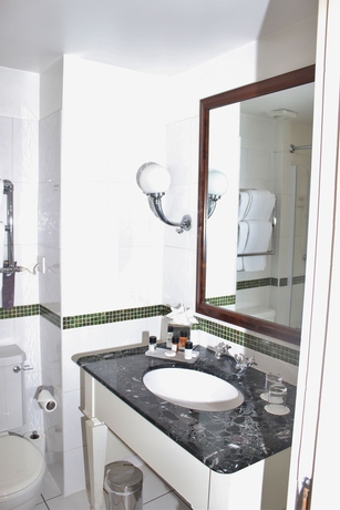 Imagen de la habitación del Hotel The Old Ship. Foto 3