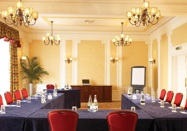 Imagen de los interiores del Hotel The Old Ship. Foto 13