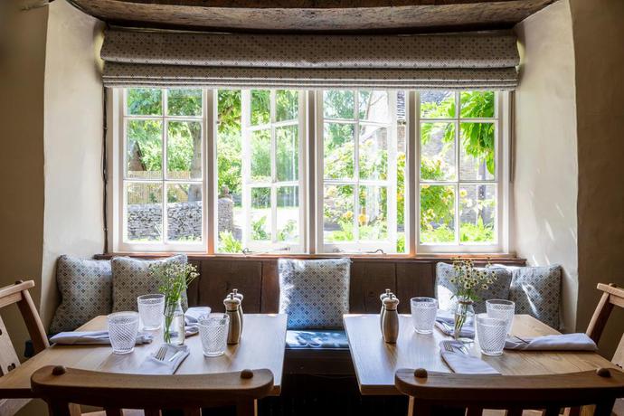 Imagen de los interiores del Hotel The Old Swan And Mill. Foto 14