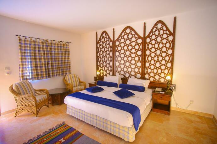 Imagen general del Hotel The Old Village & Resort. Foto 15