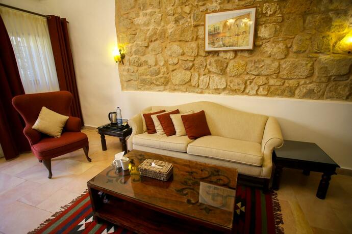 Imagen general del Hotel The Old Village & Resort. Foto 33